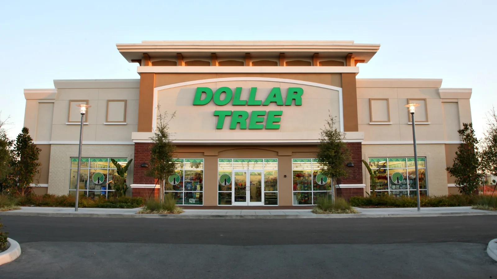 A Dollar Tree storefront